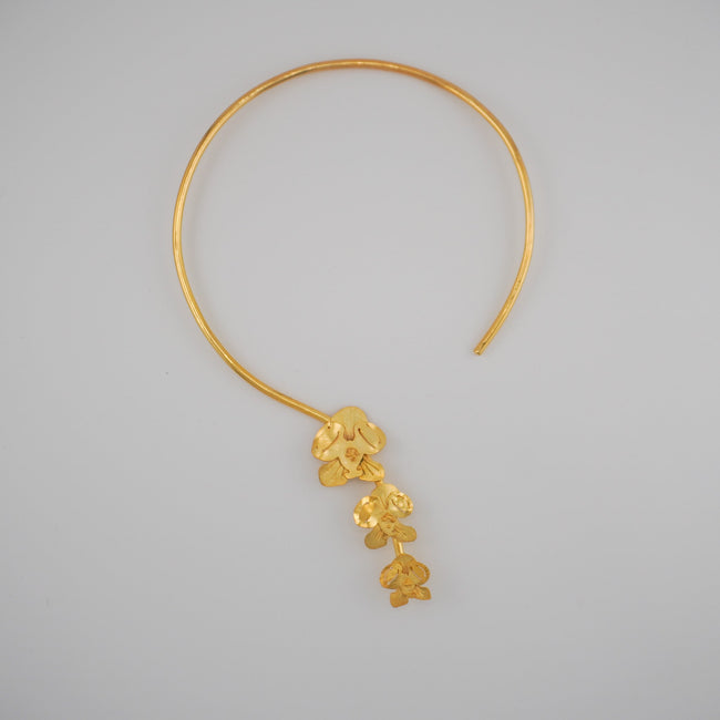 Cattleya Drop Choker